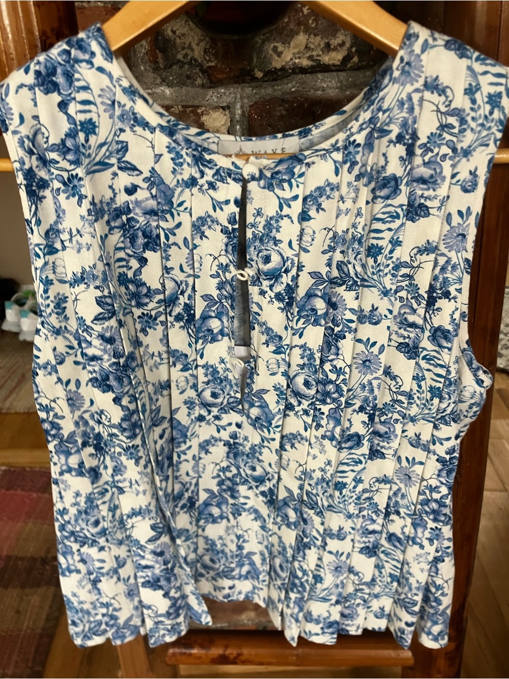Wayf White and Blue Floral Pleated Sleeveless Top